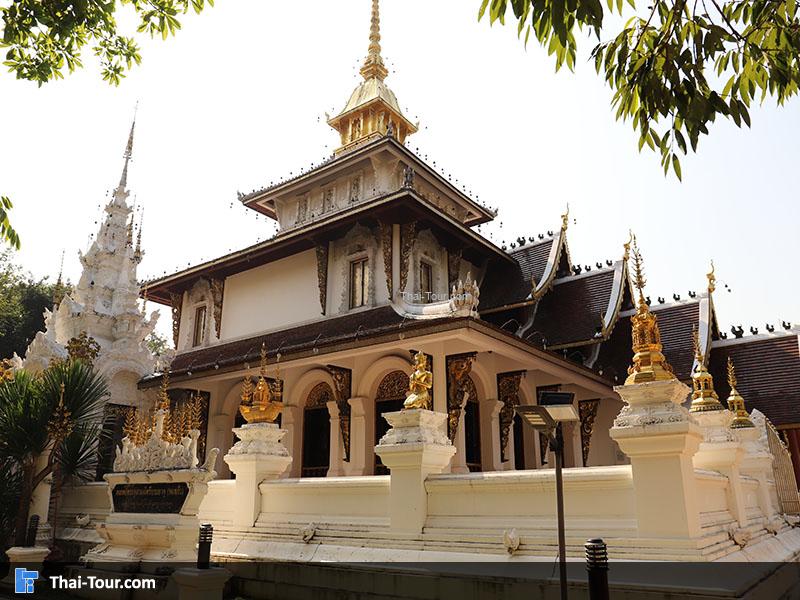 ด้านนอกของ วัดป่าดาราภิรมย์