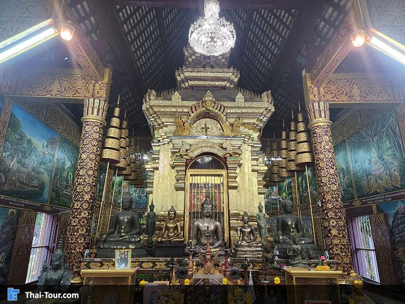 พระประทาน วัดเชียงมั่น