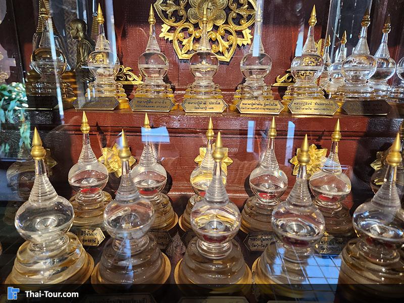 ภายใน วัดเจดีย์หลวงวรวิหาร