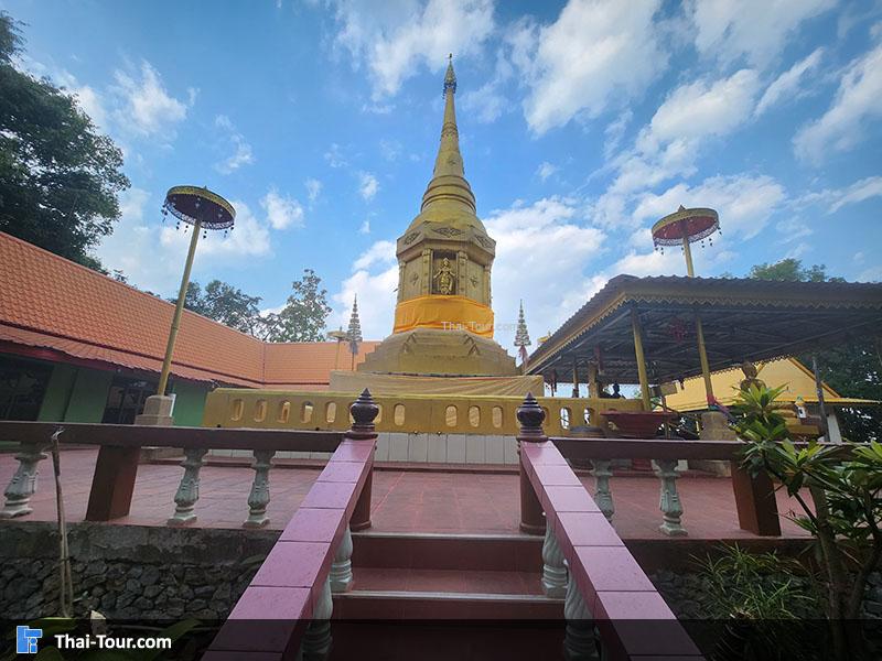 ตัว พระธาตุจอมหมอกแก้ว
