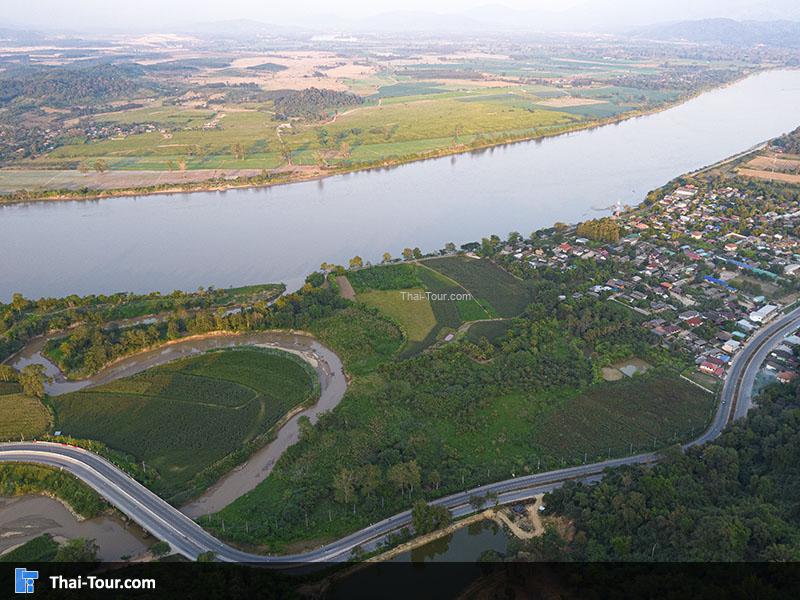 ภาพมุมสูง วัดพระธาตุผาเงา