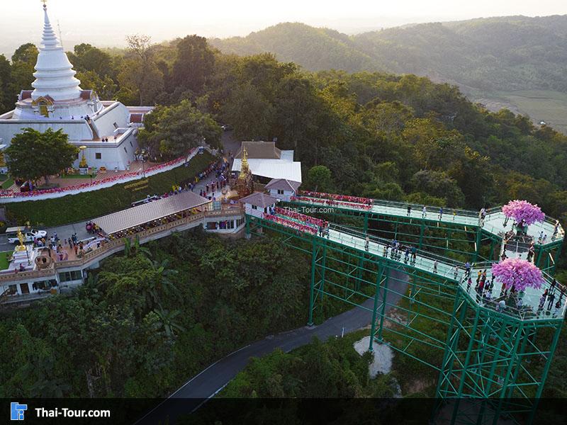 ภาพมุมสูง วัดพระธาตุผาเงา