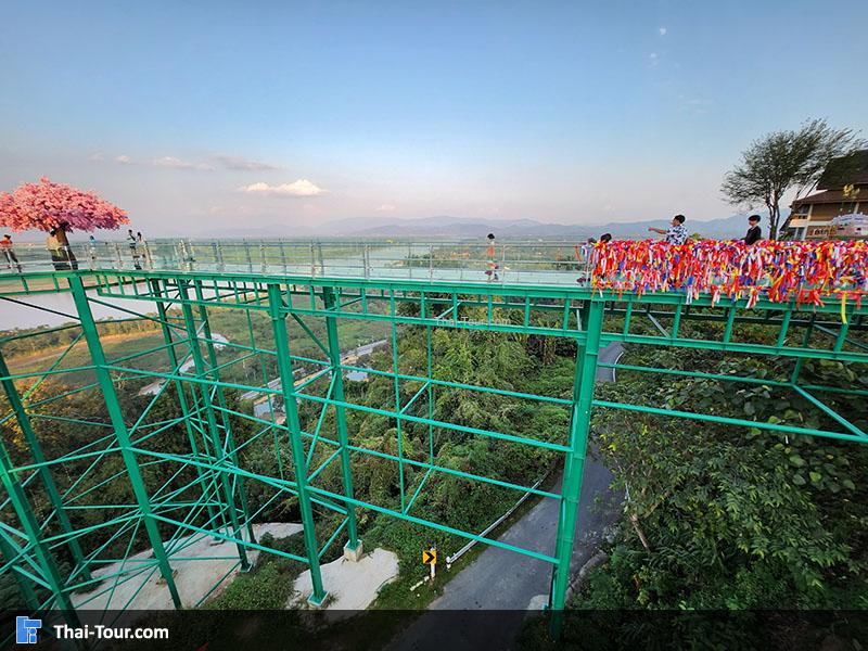 ภาพมุมสูง วัดพระธาตุผาเงา