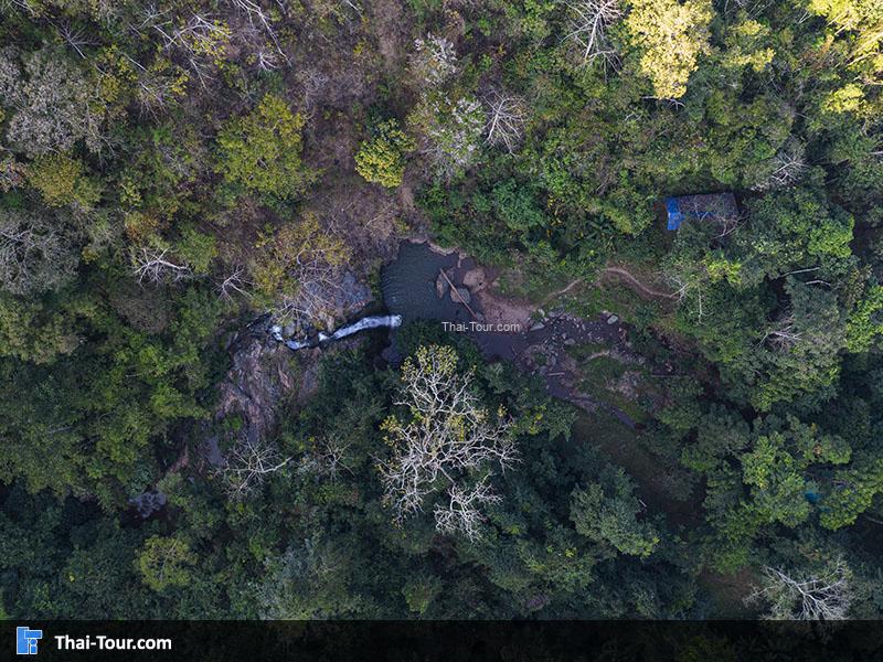 ภาพมุมสูง น้ำตกตาดม่าน