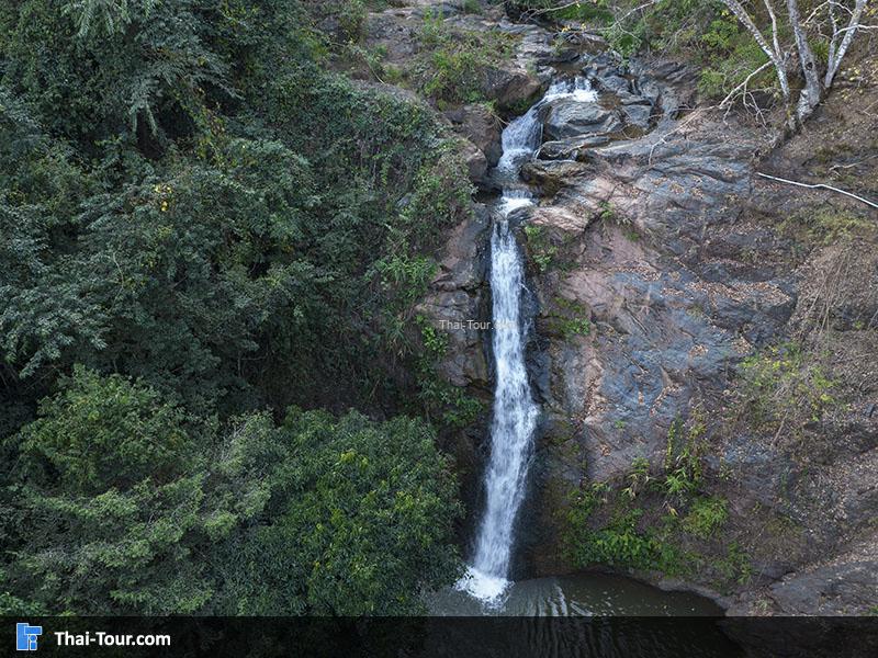 ภาพมุมสูง น้ำตกตาดม่าน