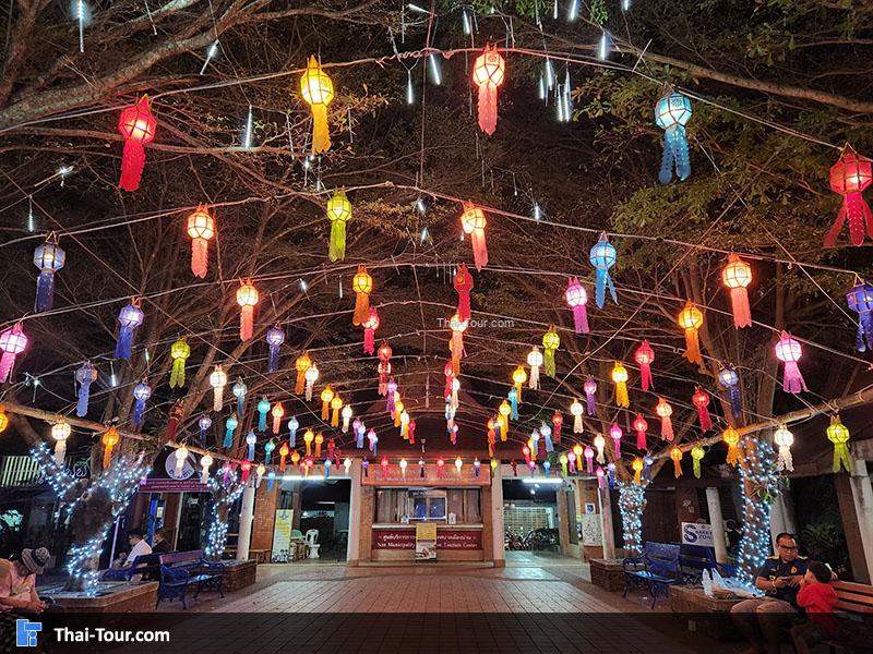 บรรยากาศ ถนนคนเดินน่าน