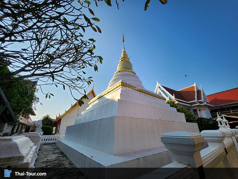 ภายนอก วัดพญาภู