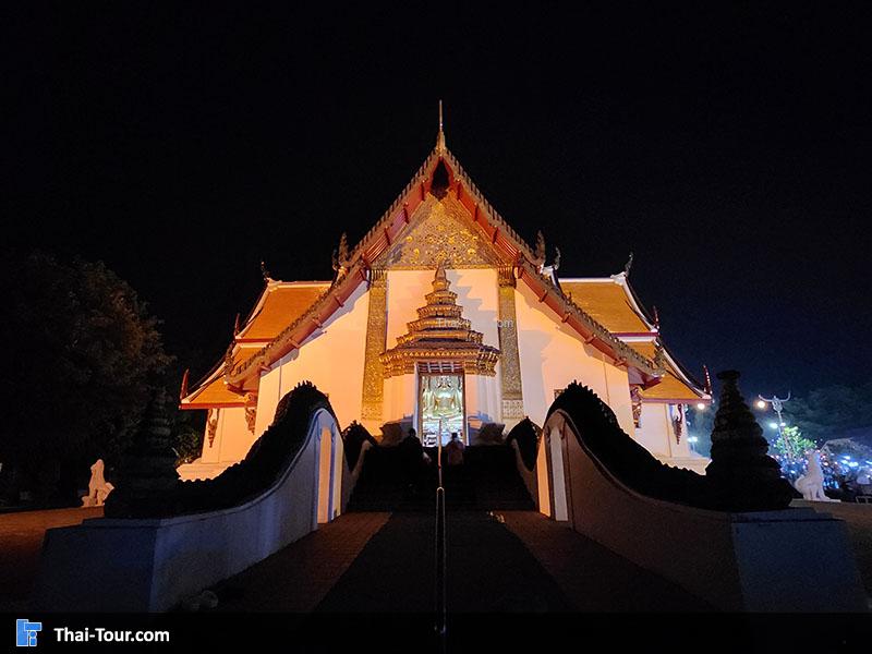 ด้านหน้าของ วัดภูมินทร์