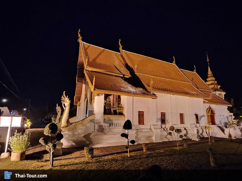 ด้านหน้าของ วัดภูมินทร์