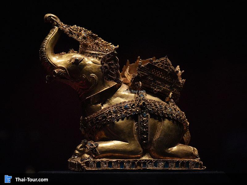 จัดแสดงศิลปะโบราณวัตถุ