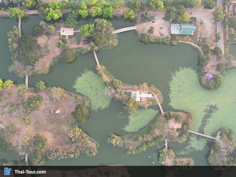 ภาพมุมสูง วัดพระรามและบึงพระราม