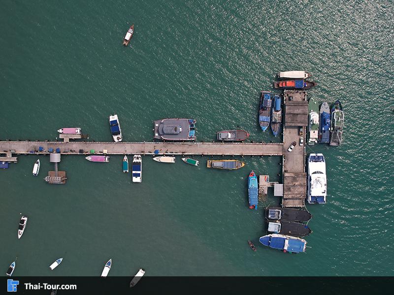 ภาพมุมสูงท่าเรือเทศบาล ท่าเรือไปเกาะเสม็ด
