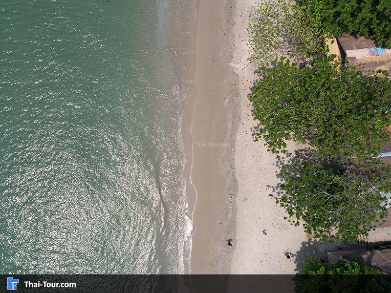 ภาพมุมสูงหาดแหลมแม่พิมพ์