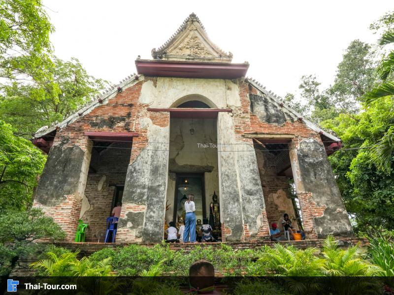 ด้านนอก วัดแม่นางปลื้ม