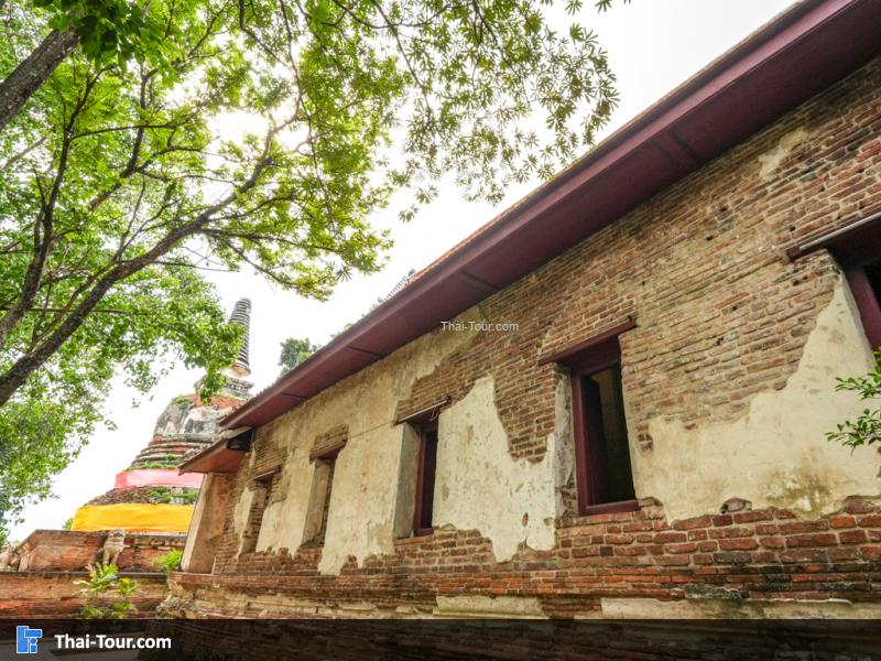 ด้านนอก วัดแม่นางปลื้ม