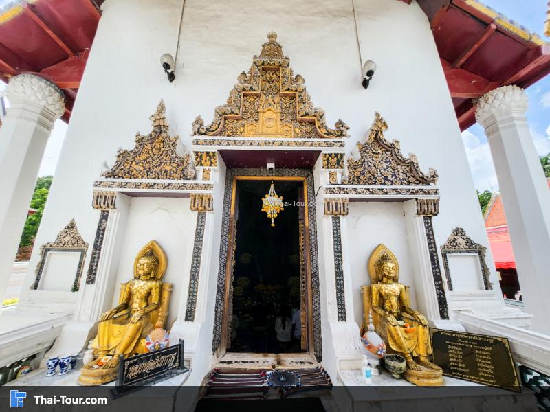 ด้านนอก วัดหน้าพระเมรุ