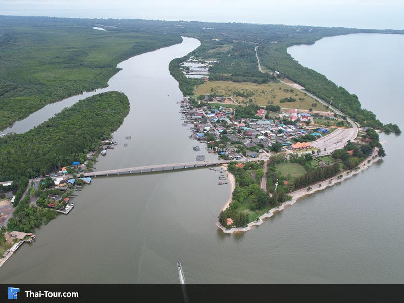 ภาพมุมสูง แหลมโพธิ์