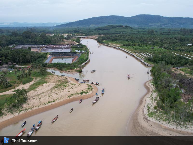 ภาพมุมสูง หาดตะวันฉาย