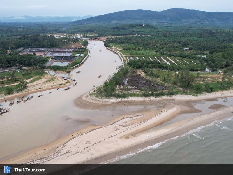 ภาพมุมสูง หาดตะวันฉาย