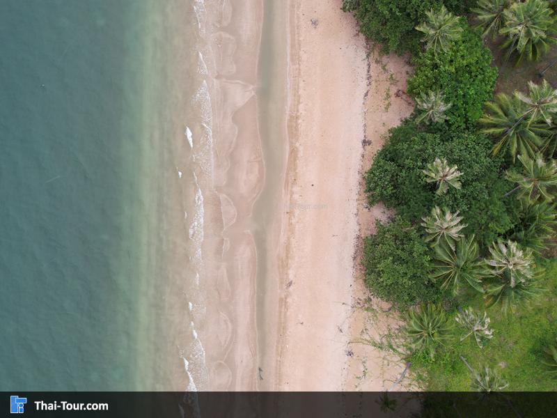 ภาพมุมสูง หาดทรายรีสวี