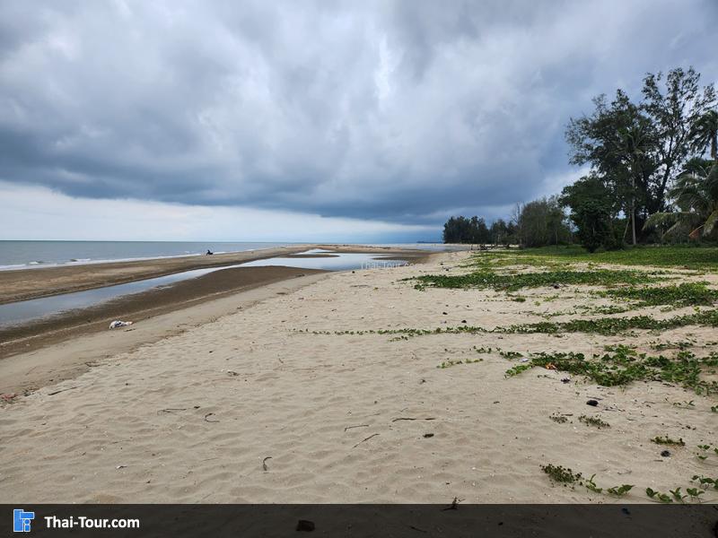 บรรยากาศ หาดตะวันฉาย