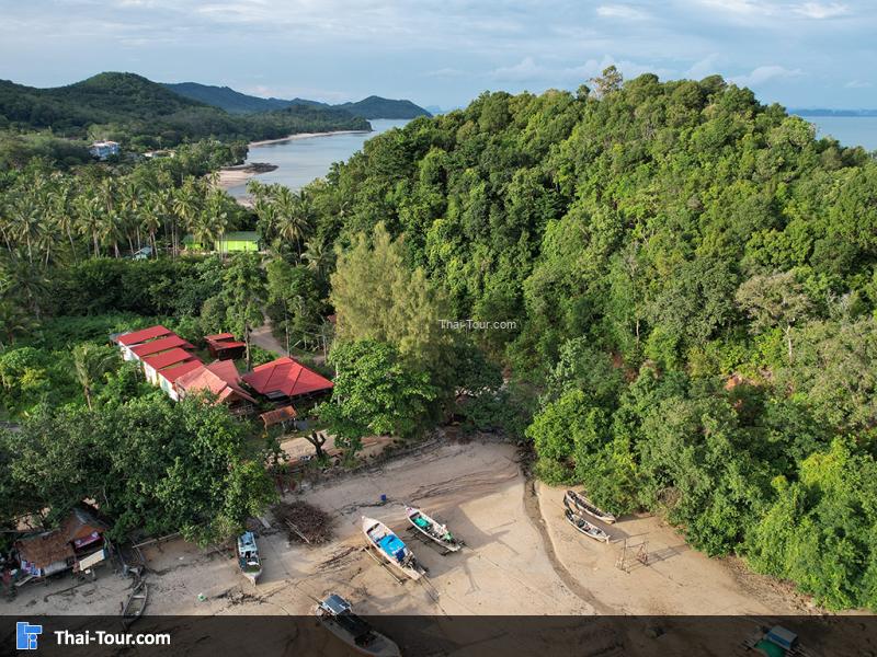 ภาพมุมสูง หาดป่าทราย