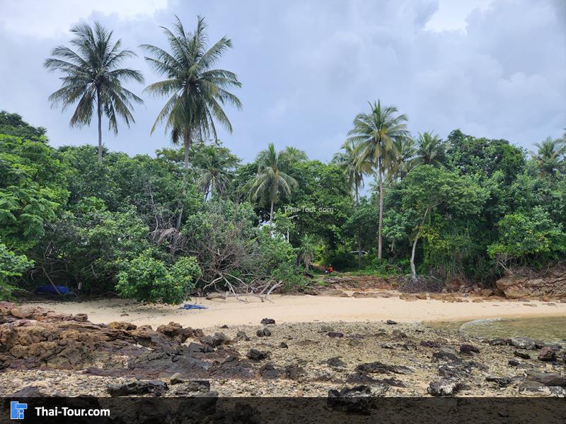 ภาพมุมสูง อ่าวทราย