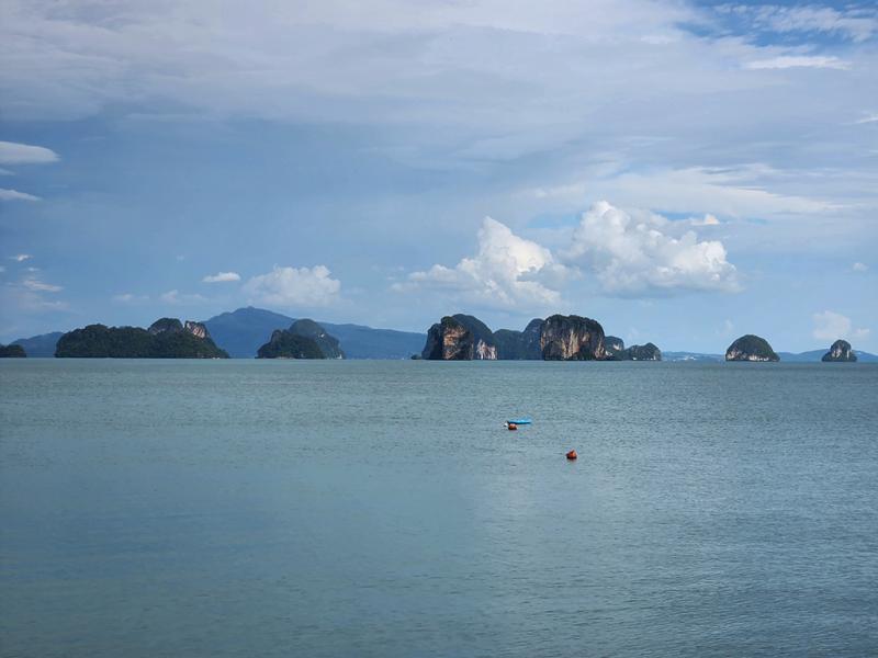 ภาพมุมสูง หาดท่าเขา