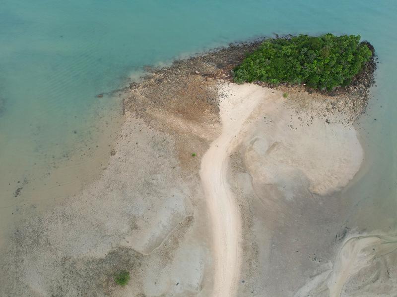 ภาพมุมสูง หาดท่าเขา