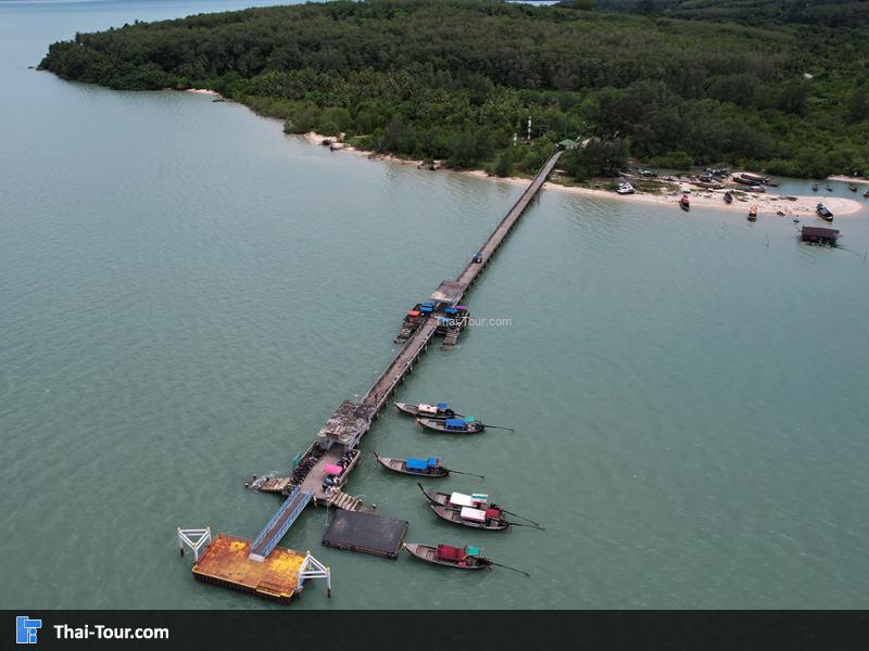 ภาพมุมสูง เกาะมะพร้าว