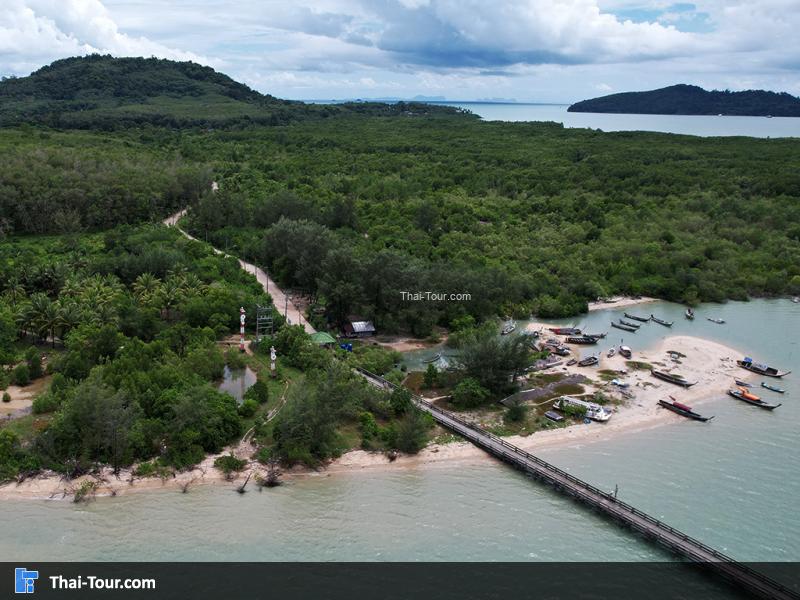 ภาพมุมสูง เกาะมะพร้าว