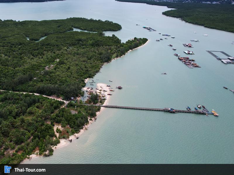 ภาพมุมสูง เกาะมะพร้าว