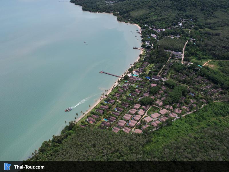 ภาพมุมสูง เกาะมะพร้าว