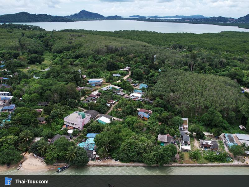 ภาพมุมสูง เกาะมะพร้าว