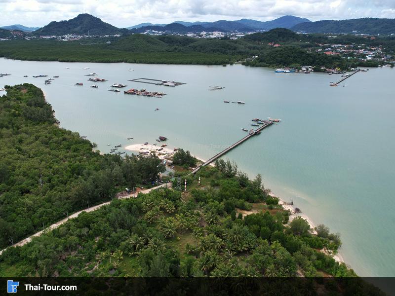 ภาพมุมสูง เกาะมะพร้าว