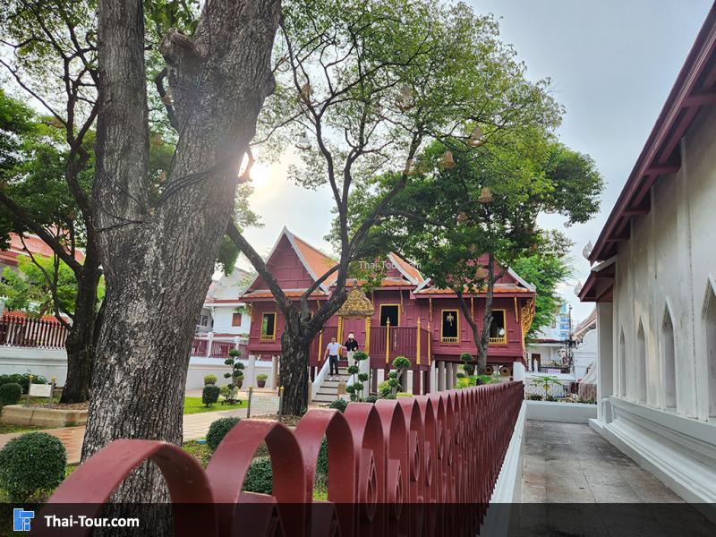 วัดระฆังโฆสิตาราม วรมหาวิหาร