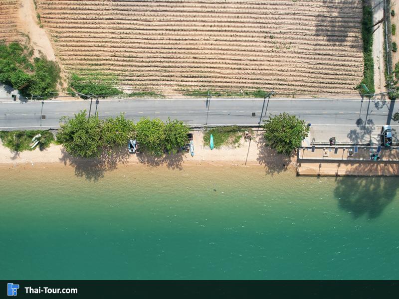ภาพมุมสูงบางเสร่