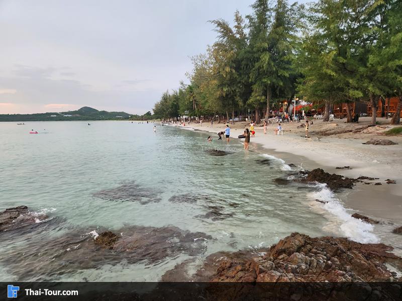 ชายหาด หาดน้ำใส สัตหีบ