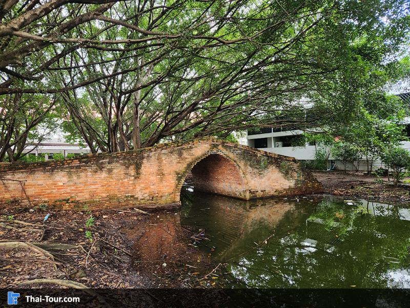 สะพานป่าดินสอ