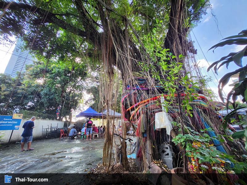 ชุมชนตลาดน้อย