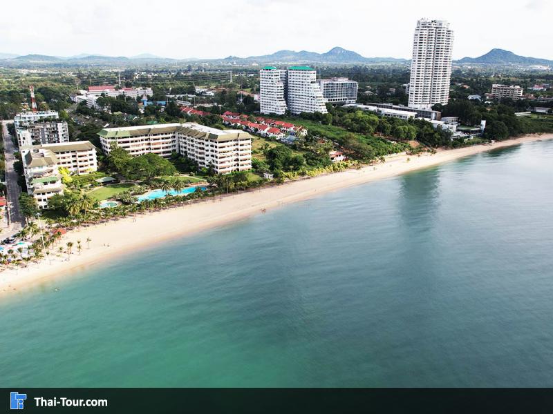 ภาพมุมสูง หาดบ้านอําเภอ