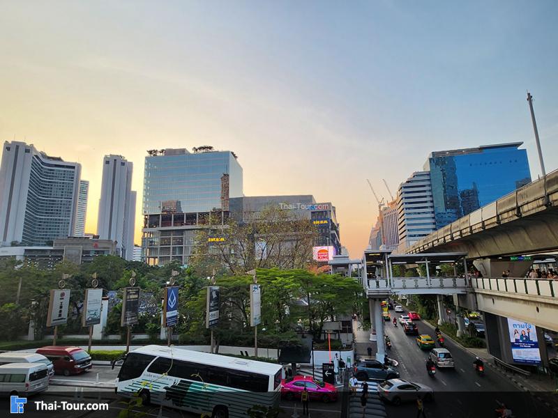 เอ็มโพเรียม