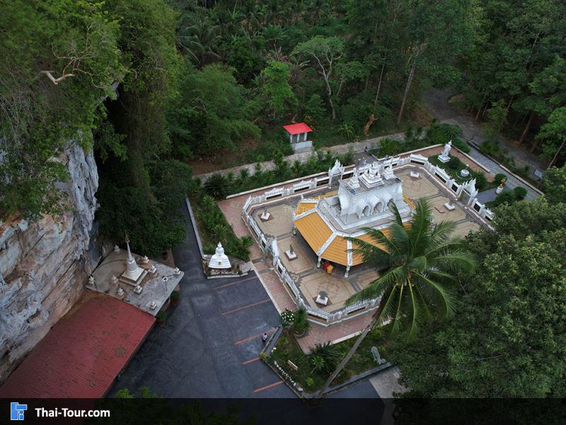 ภาพมุมสูง พระนอนทรงเครื่องโนรา