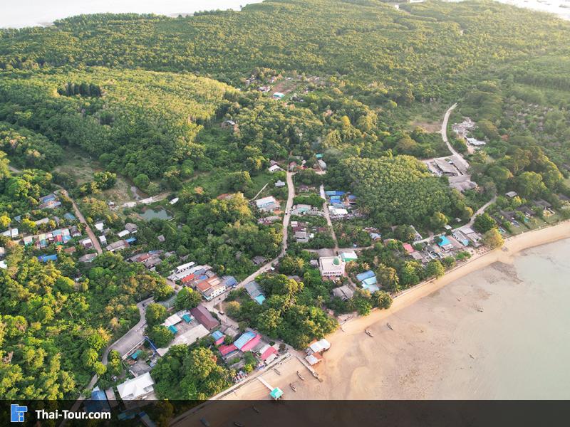 ภาพมุมสูง เกาะมะพร้าว