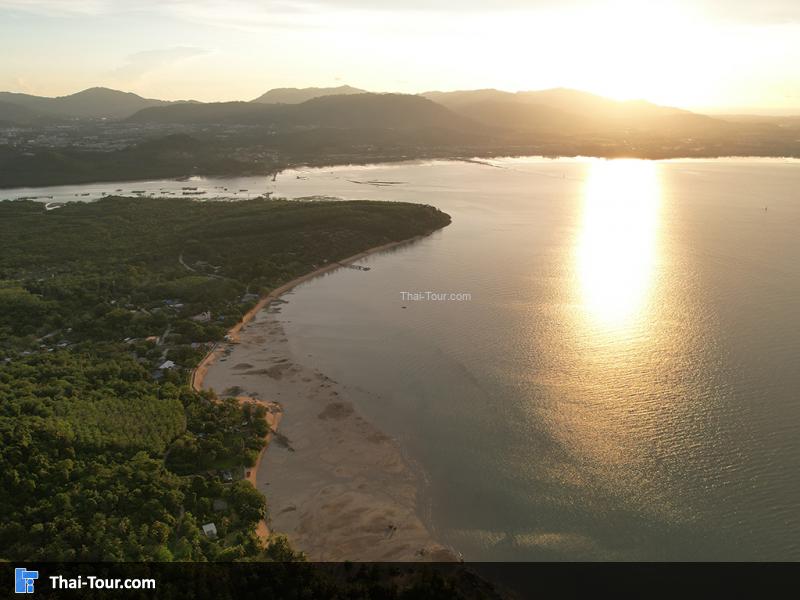 ภาพมุมสูง เกาะมะพร้าว