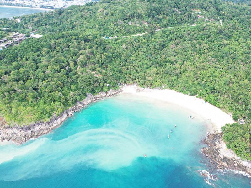 ภาพมุมสูง หาดฟรีด้อม