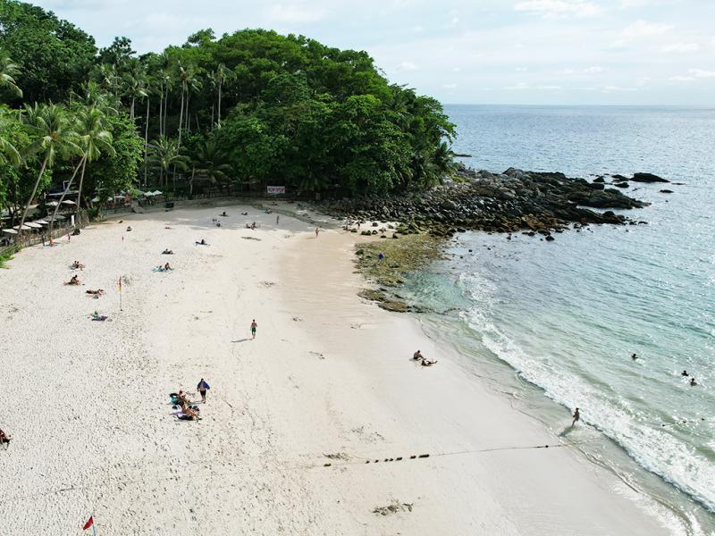 ภาพมุมสูง หาดฟรีด้อม