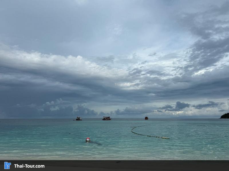 ตอนสายๆที่หน้าหาดพัทยา