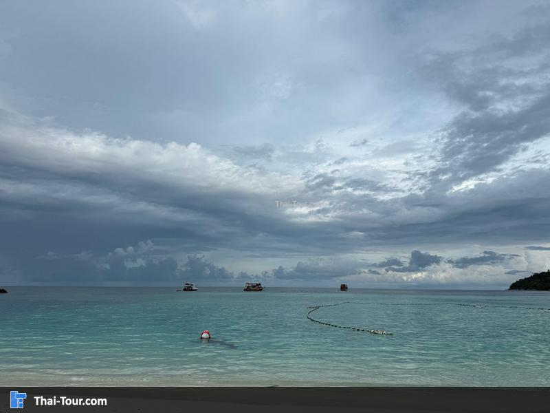 ตอนสายๆที่หน้าหาดพัทยา