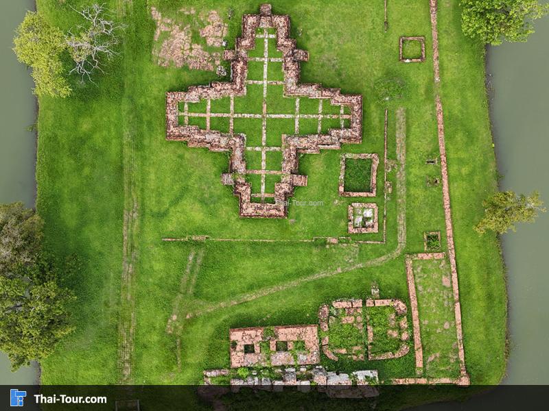 ภาพมุมสูง พระที่นั่งบรรยงก์รัตนาศน์